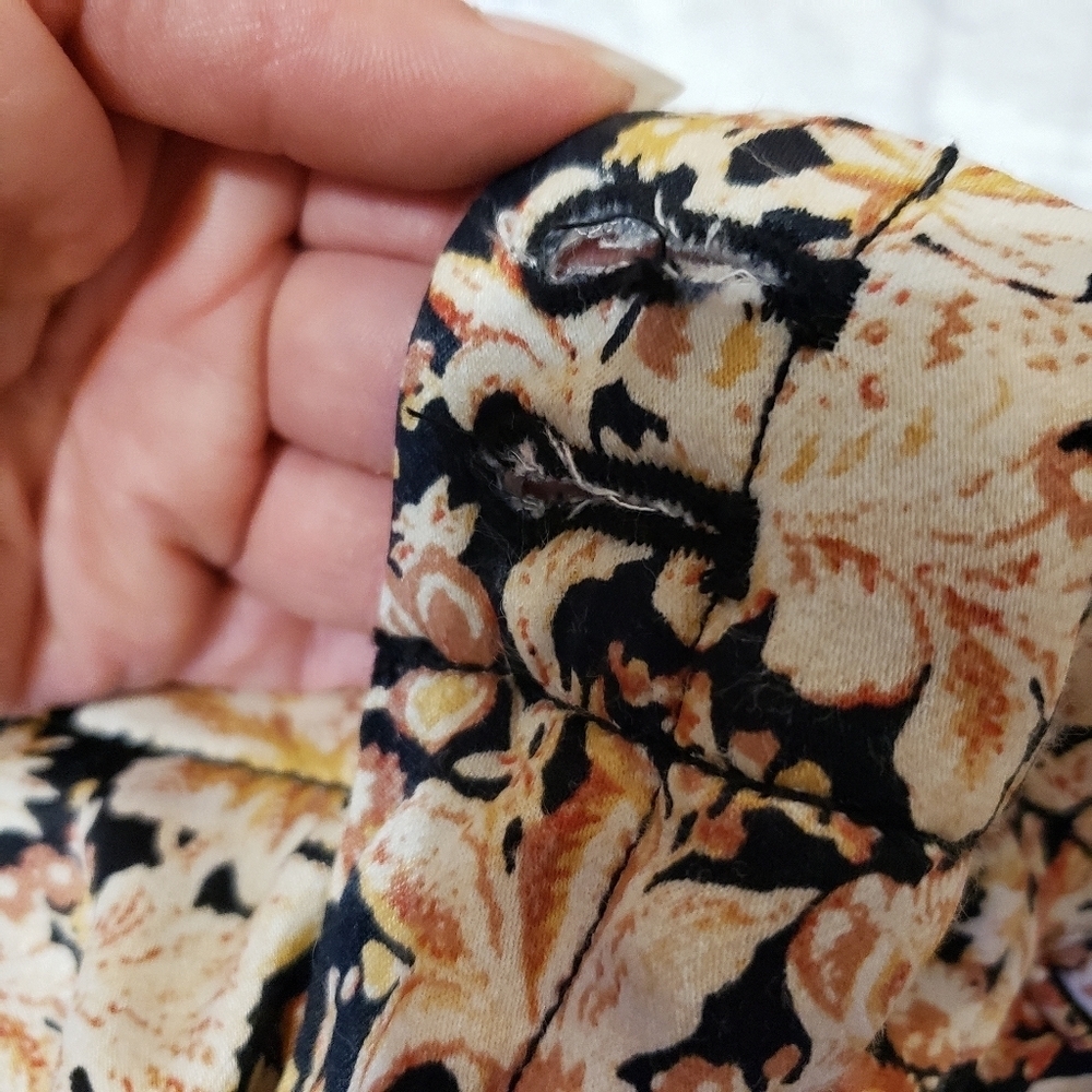Anthropologie Floral Pants - Black and Cream - Picture 13 of 16